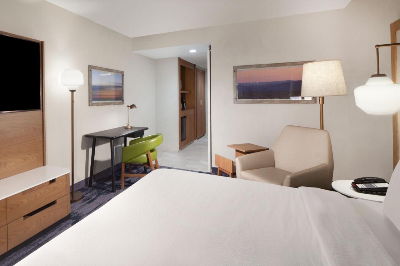 Fairfield Inn & Suites By Marriott Charleston Bagian luar foto